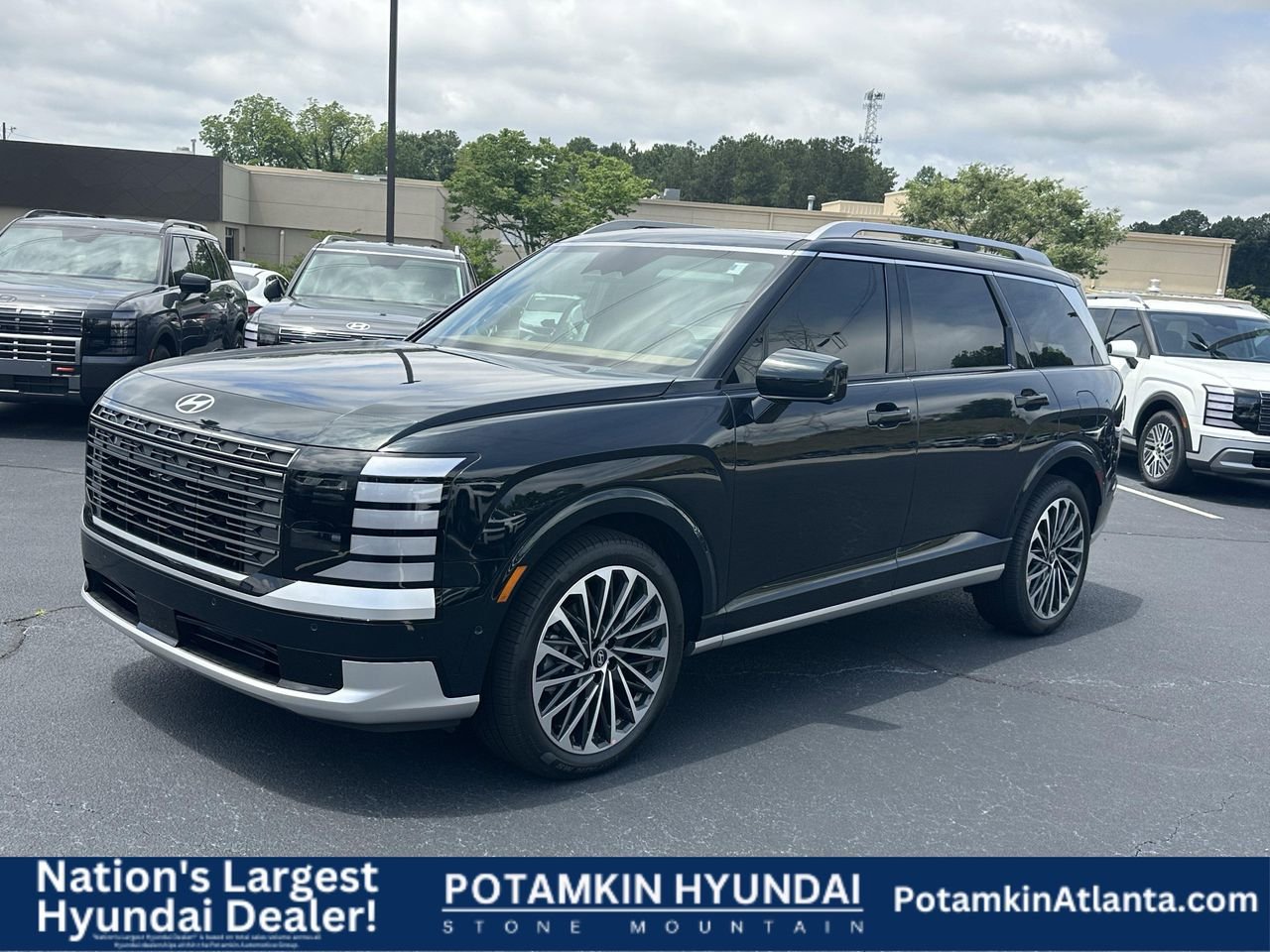 2026 Hyundai Palisade Calligraphy Hybrid AWD's photo