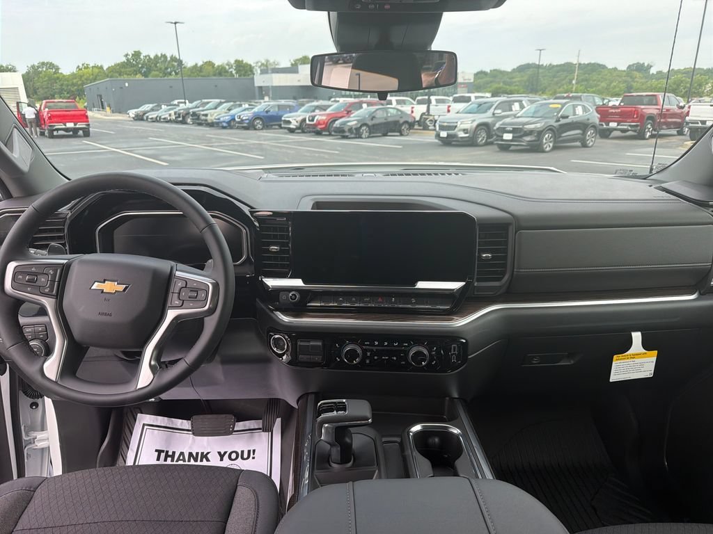 2026 Chevrolet Silverado 1500 LT - Photo 15