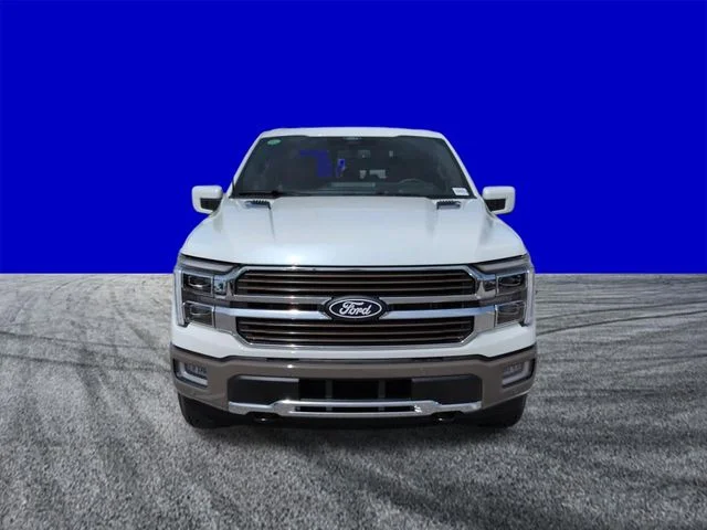 New 2026 Star White Metallic Tri-Coat Ford King Ranch® image 9