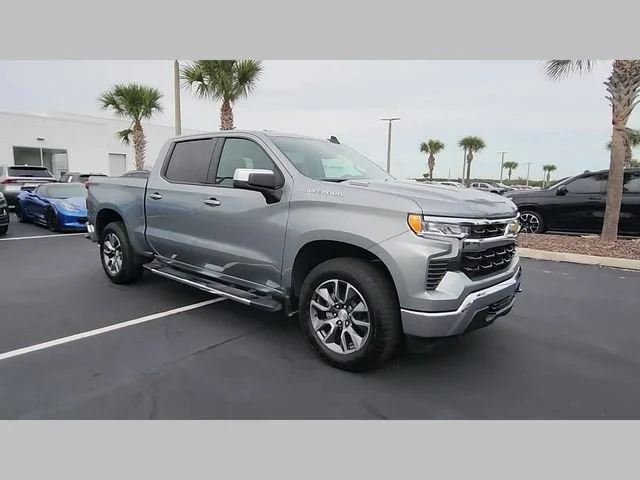 2025 Chevrolet Silverado 1500 LT - Photo 31