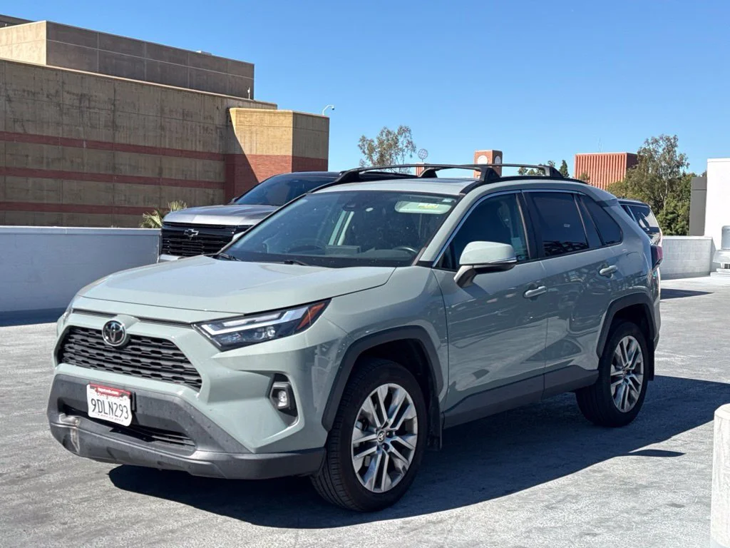 2022 Toyota RAV4 XLE Premium