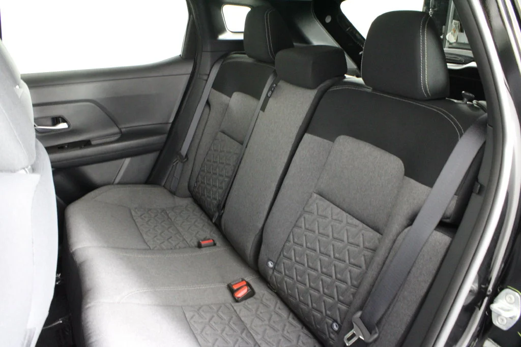 2026 Nissan KICKS SV - Photo 21