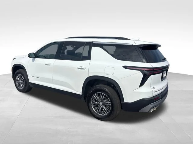 Used 2026 Summit White Chevrolet LT image 3