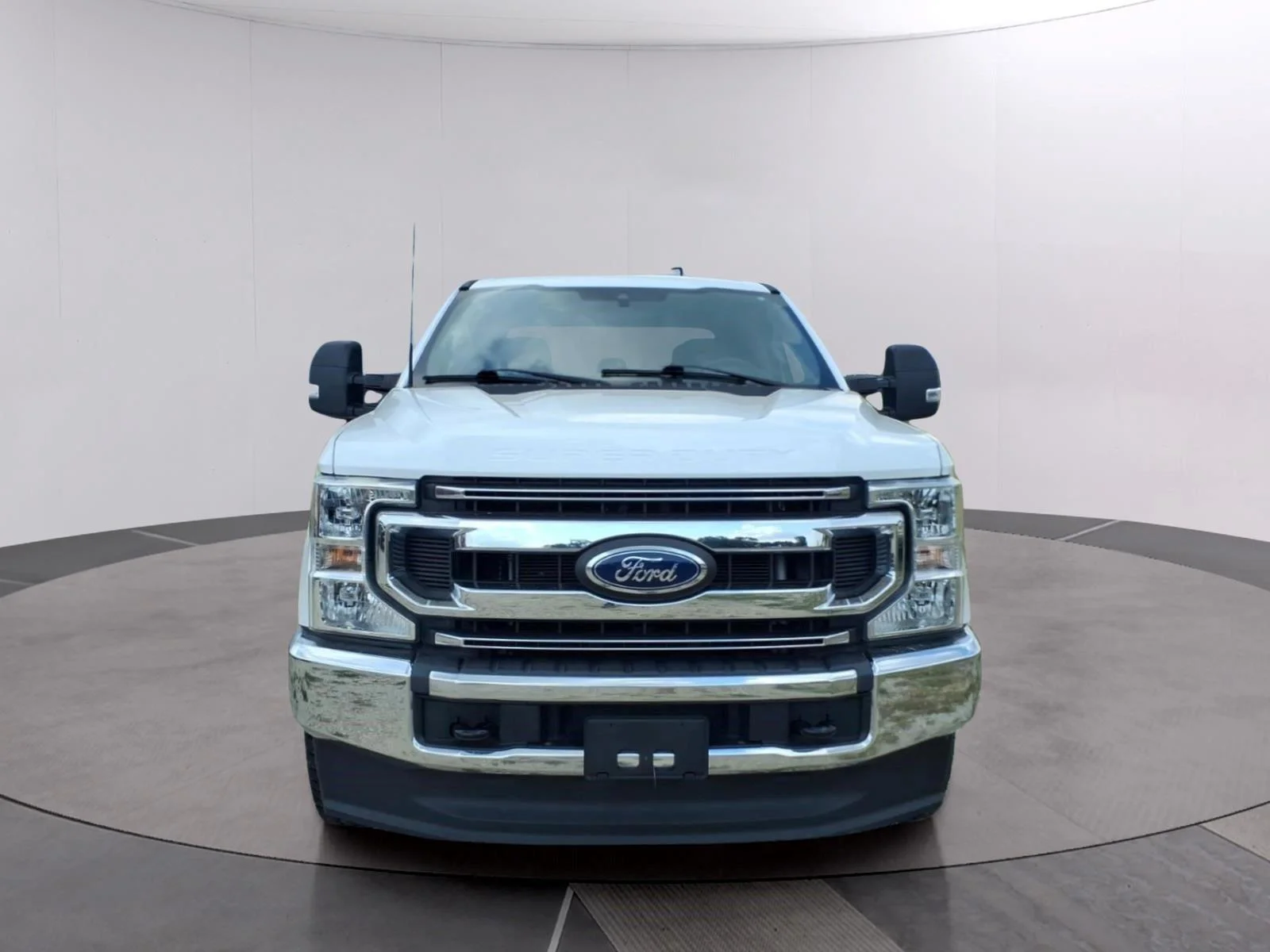 Used 2021 Oxford White Ford XLT image 10
