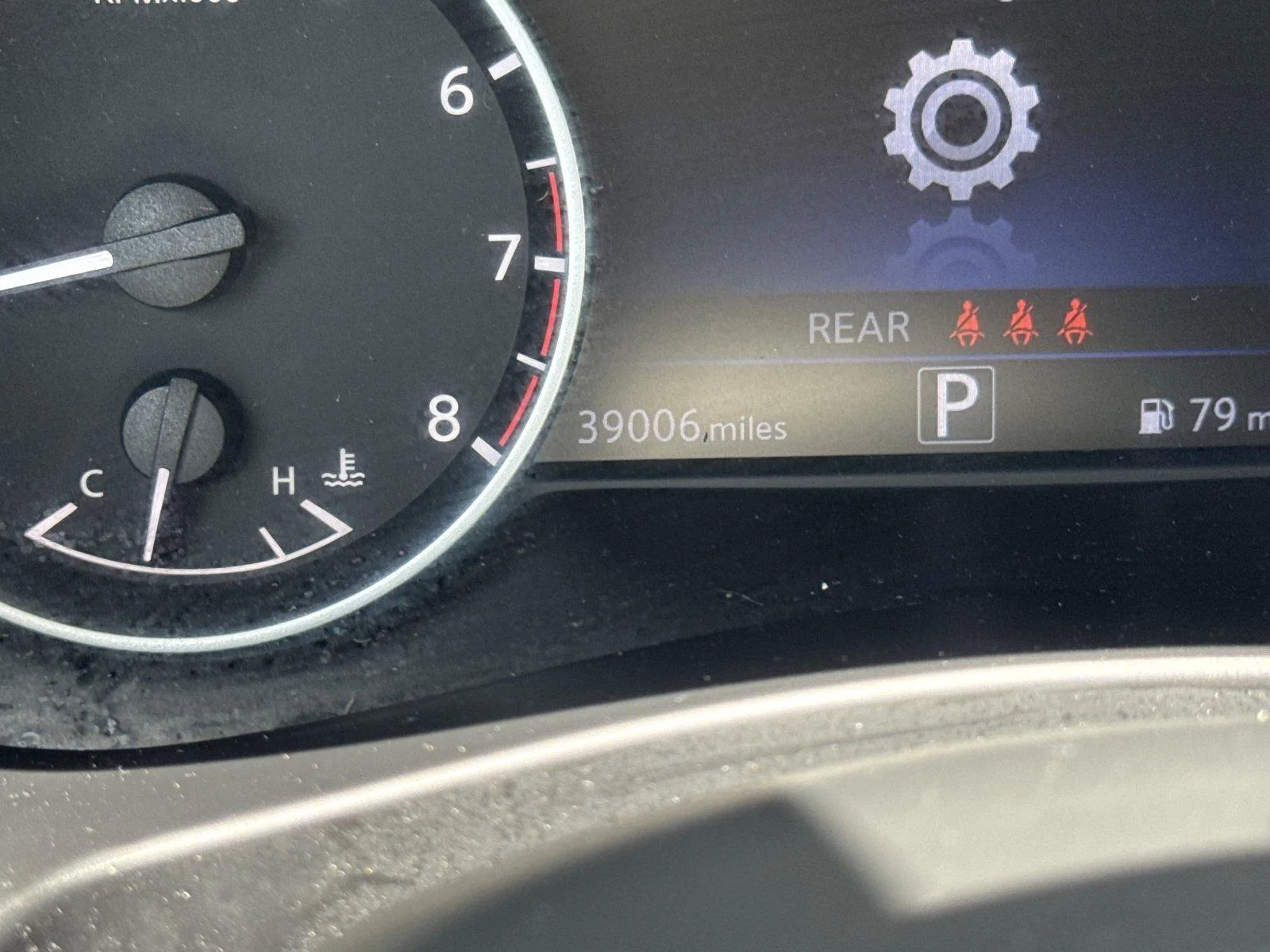 Used 2024 Gun Metallic Nissan Platinum image 32