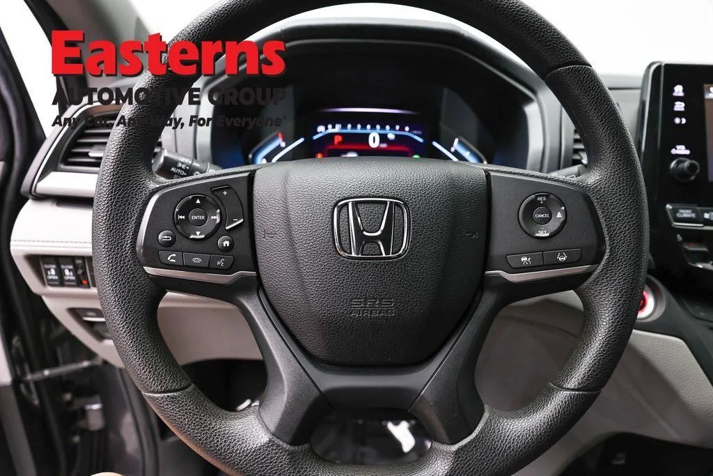 Used 2022 Gray Honda EX image 11