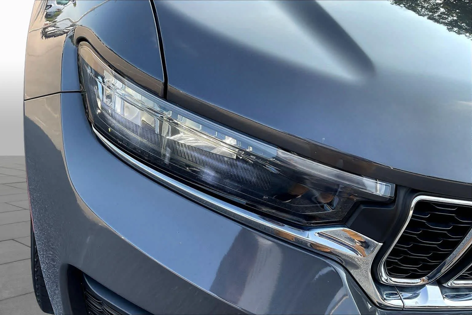 Used 2023 Baltic Gray Metallic Clearcoat Jeep Laredo image 53