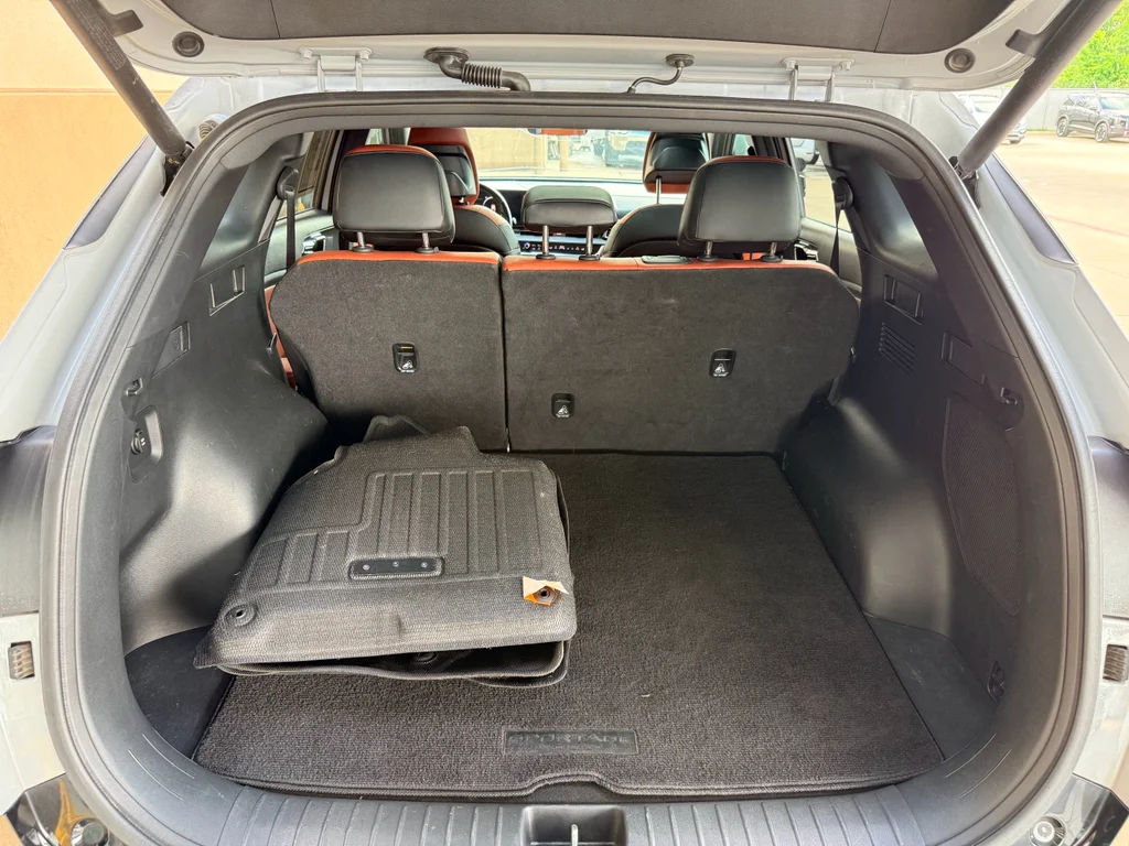 Used 2023 Wolf Gray Kia SX-Prestige image 28