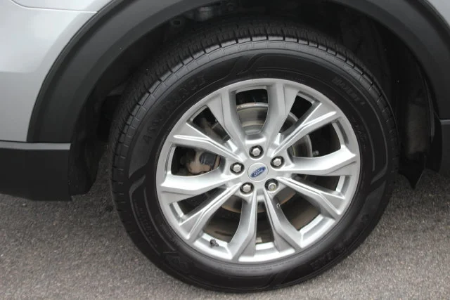 Used 2021 Silver Ford XLT image 40