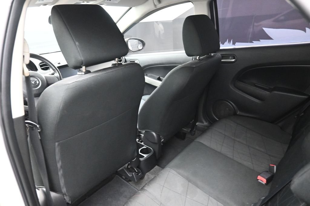 Used 2013  Mazda Sport image 6