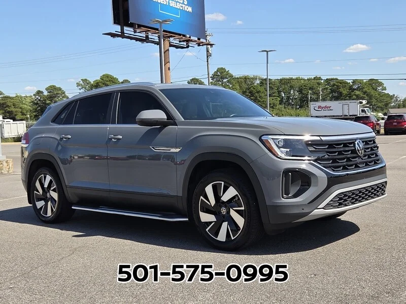 Used 2024 Pure Gray Volkswagen 2.0T SE W/TECHNOLOGY FWD image 5