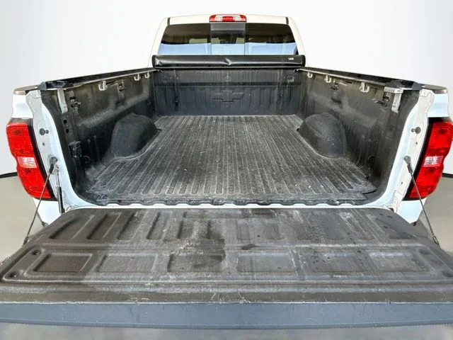 Used 2017 White Chevrolet High Country image 28