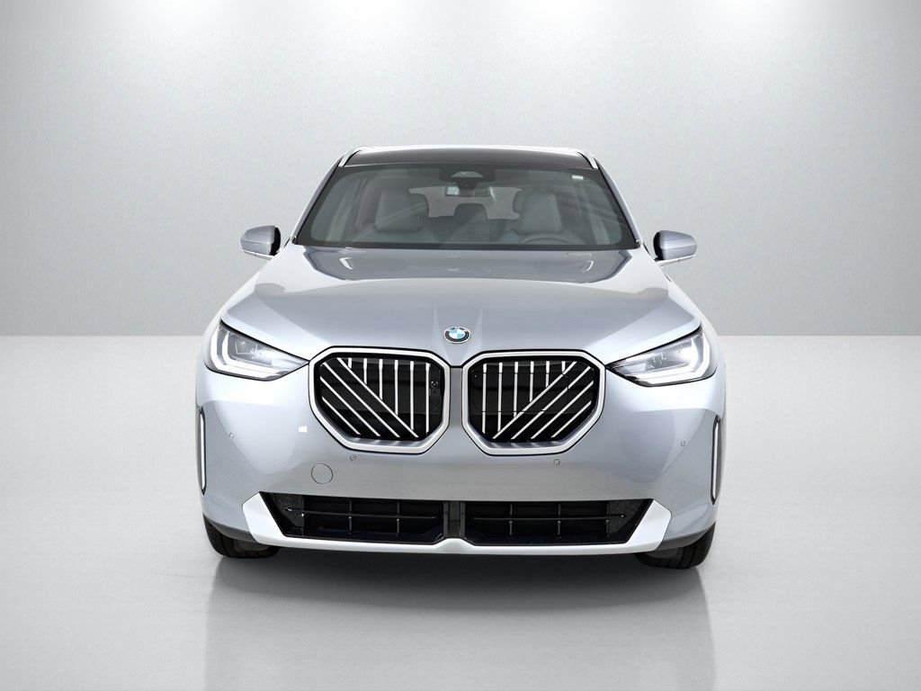 Used 2026 Skyscraper Grey Metallic BMW 30 xDrive image 3