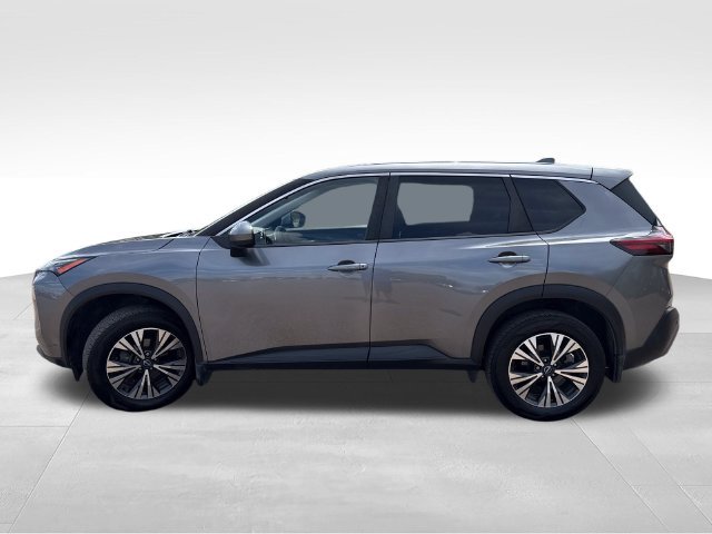 Used 2023 Gray Nissan SV image 5