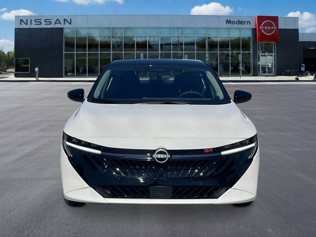 New 2026 Aspen White Tricoat/Super Black Nissan SR image 8