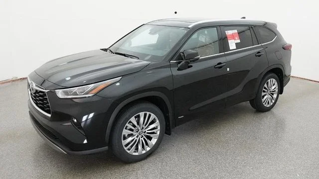 2026 Toyota Highlander Hybrid Platinum