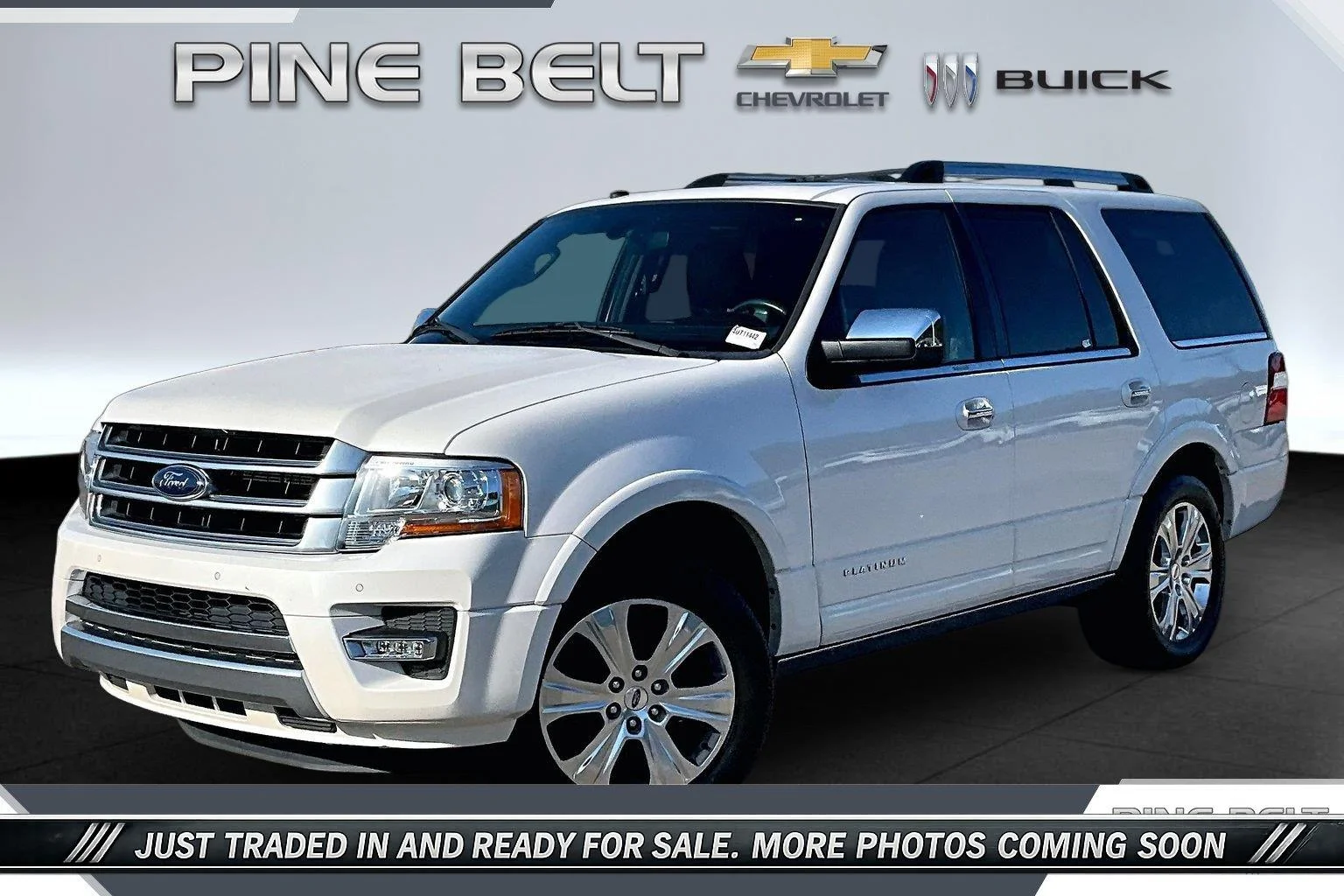 Used 2016 White Platinum Metallic Tri-coat Ford Platinum image 10