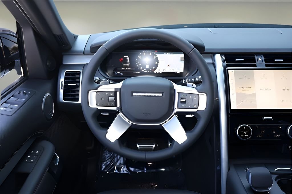 2026 Land Rover Discovery Dynamic SE - Photo 14