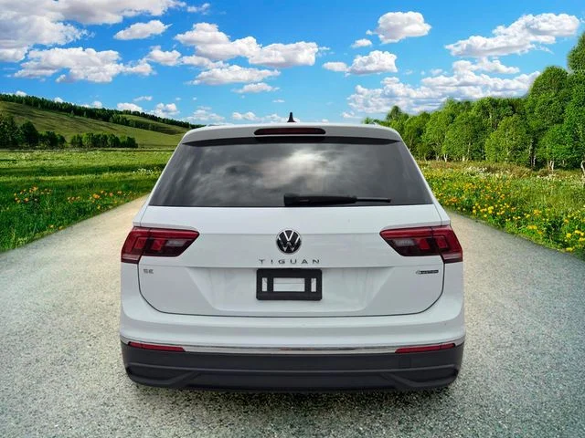 Certified Used 2024 Silver Volkswagen 2.0T SE image 5