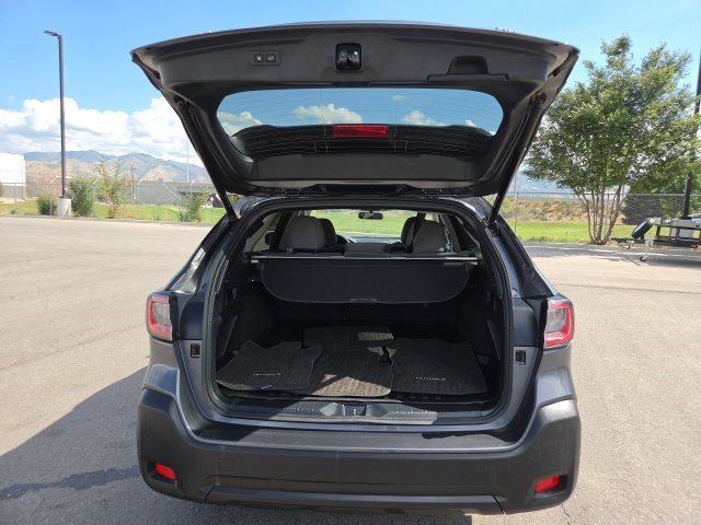 Used 2025 Magnetite Gray Metallic Subaru Premium image 15