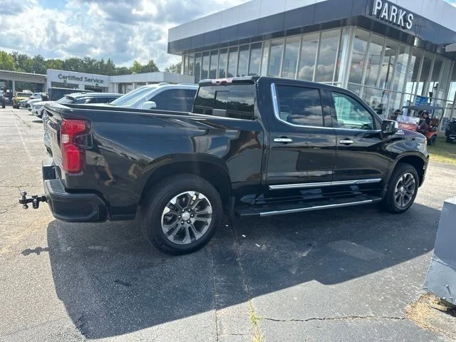 Used 2023 Black Chevrolet High Country image 16