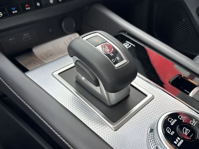 New 2026 Gray Nissan Platinum image 10