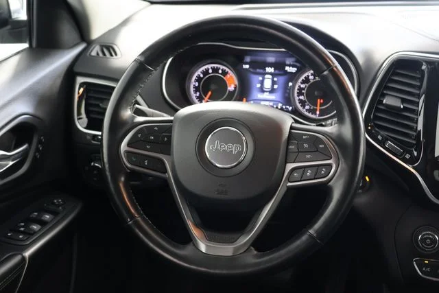 Used 2021 Gray Jeep Limited image 10