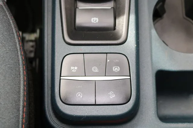 Used 2022 Cactus Green / Gray Ford XLT image 20