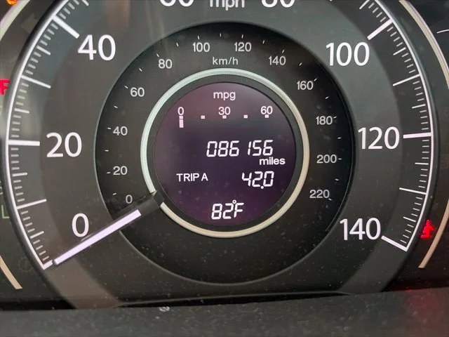 Used 2016 White Honda EX-L image 15