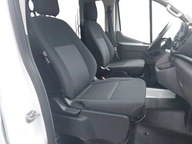 Used 2025 White Ford Base image 9
