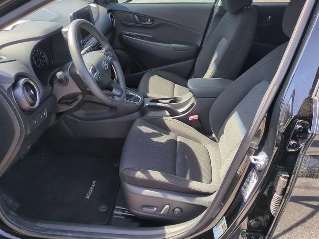 Used 2023 Black Hyundai SEL image 14