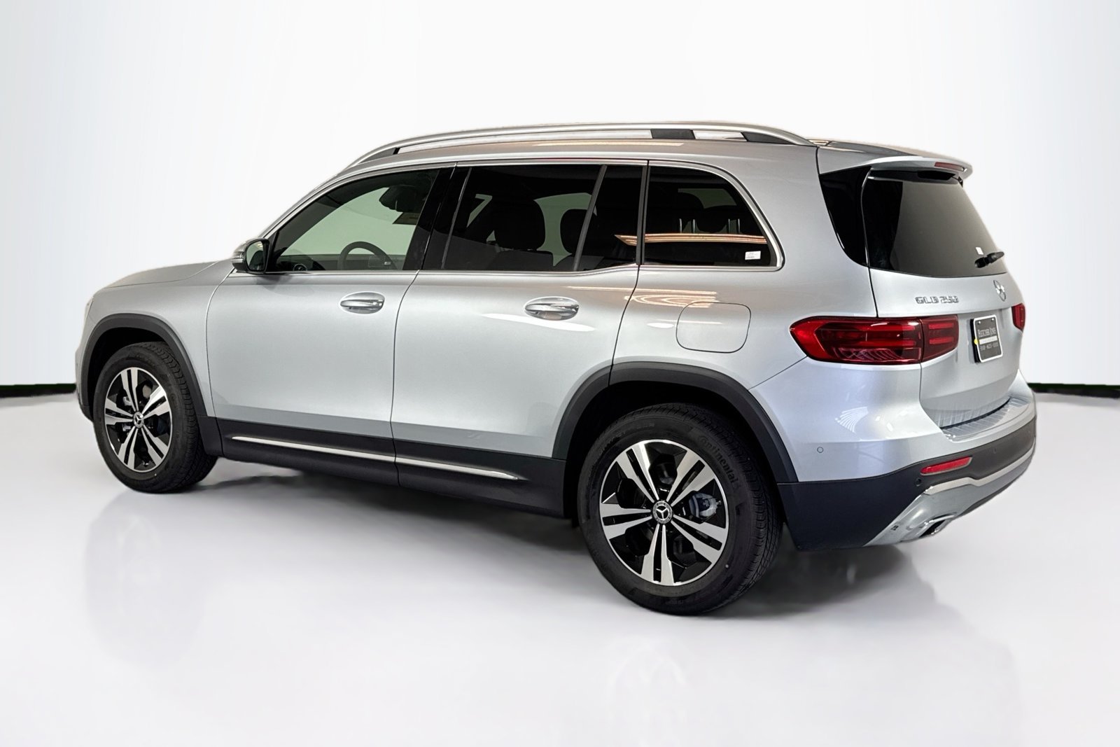 New 2026 Cirrus Silver Metallic Mercedes-Benz GLB 250 image 7