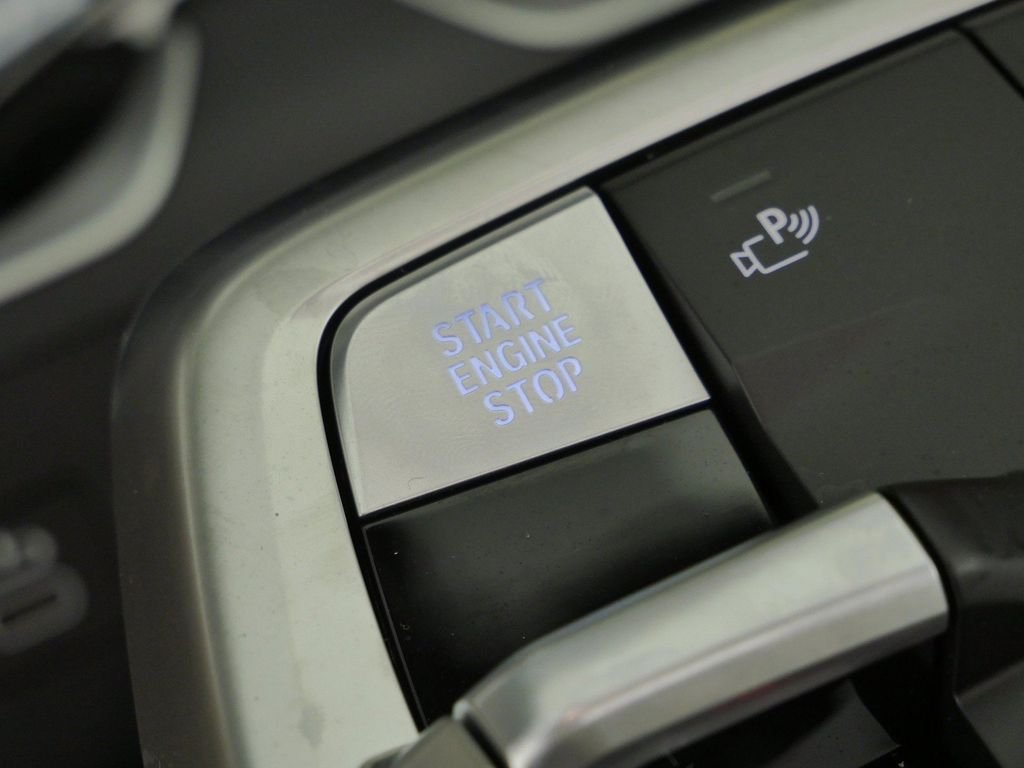 New 2026 Alpine White BMW xDrive28i image 44