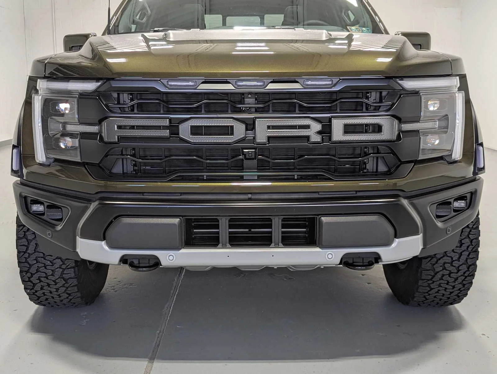 Used 2026 Green Ford Raptor image 2