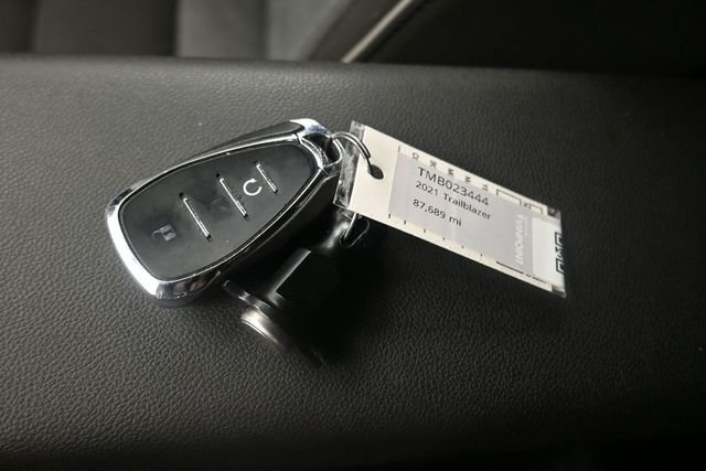 Used 2021 Black Metallic Chevrolet LT image 9