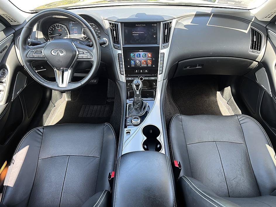 Used 2023 Black Obsidian INFINITI LUXE image 18