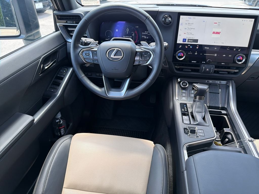 Used 2025 Black Lexus 550 Overtrail+ image 32