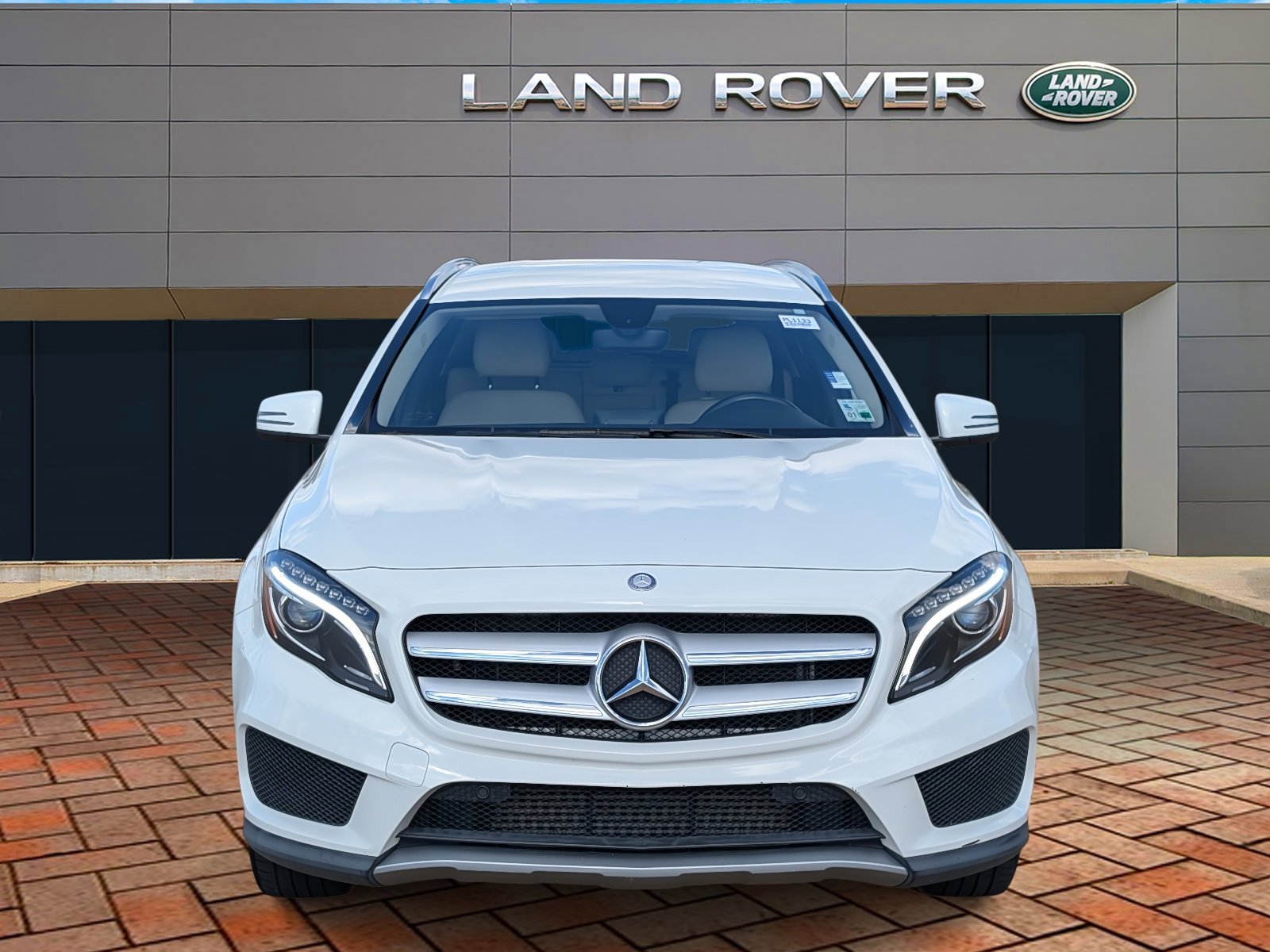 2015 Mercedes Benz GLA 250 photo 2
