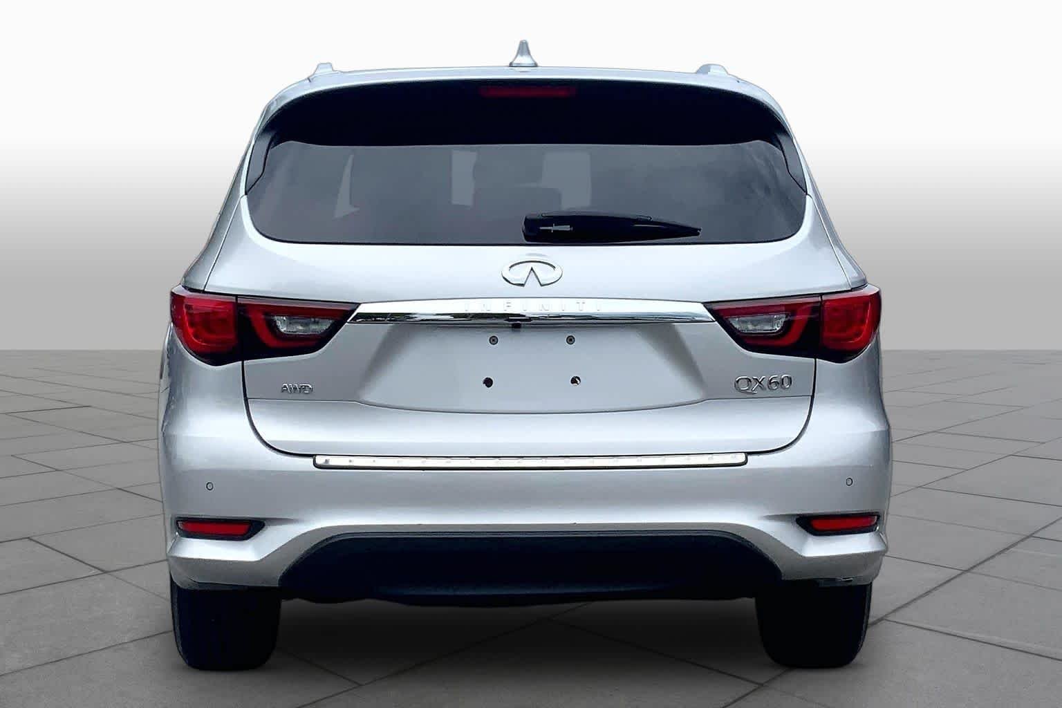 Pre-Owned 2019 INFINITI QX60 LUXE