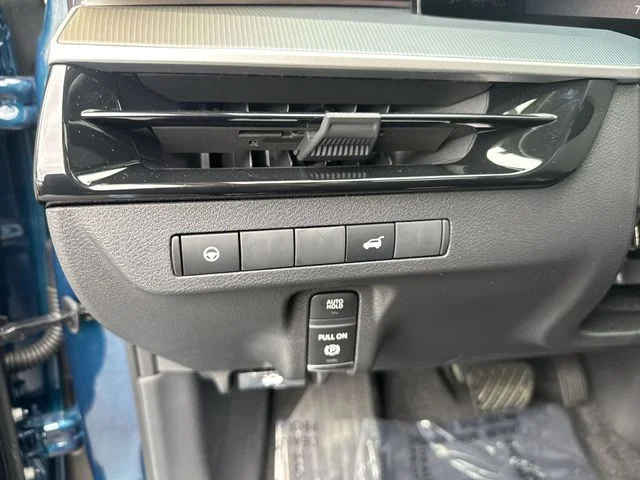 Used 2026 Blue Nissan SL image 26