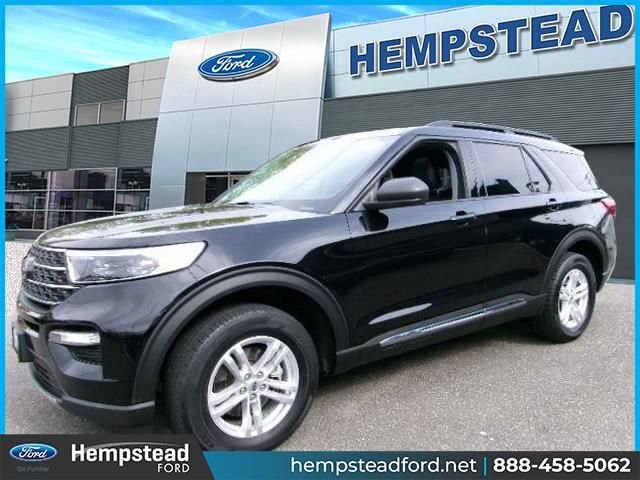 2022 Ford Explorer XLT 4WD's photo