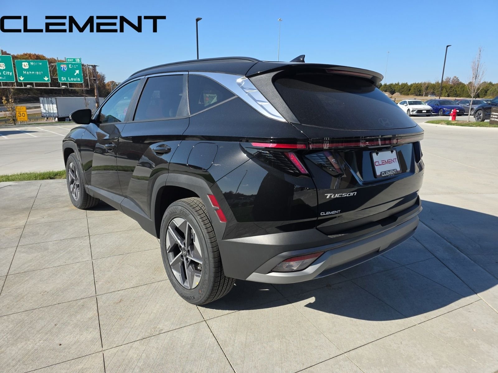 Certified Used 2026 Black Hyundai SEL Premium image 10