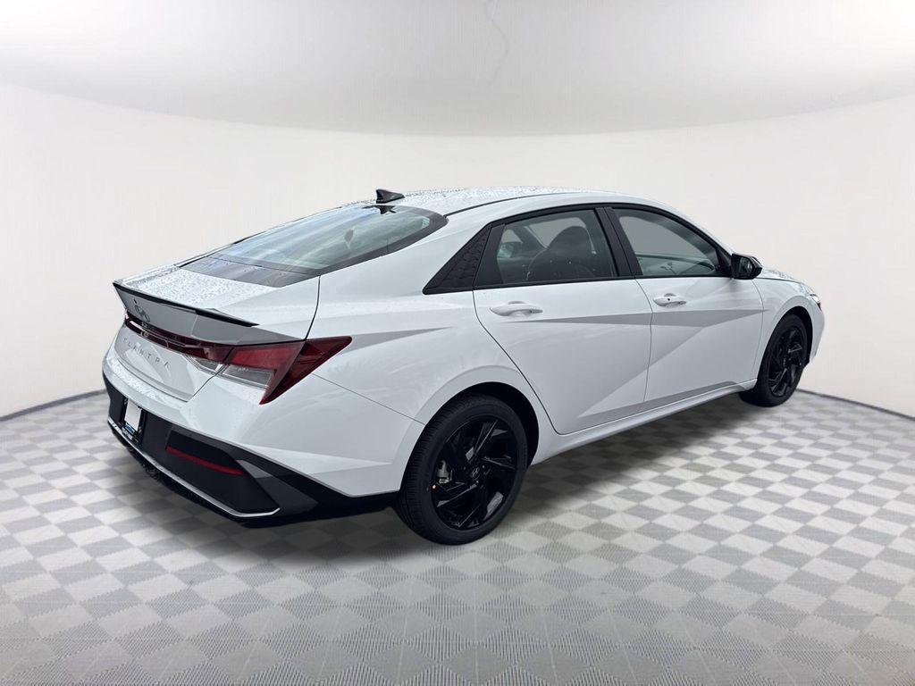 New 2026 White Hyundai SEL Sport image 5
