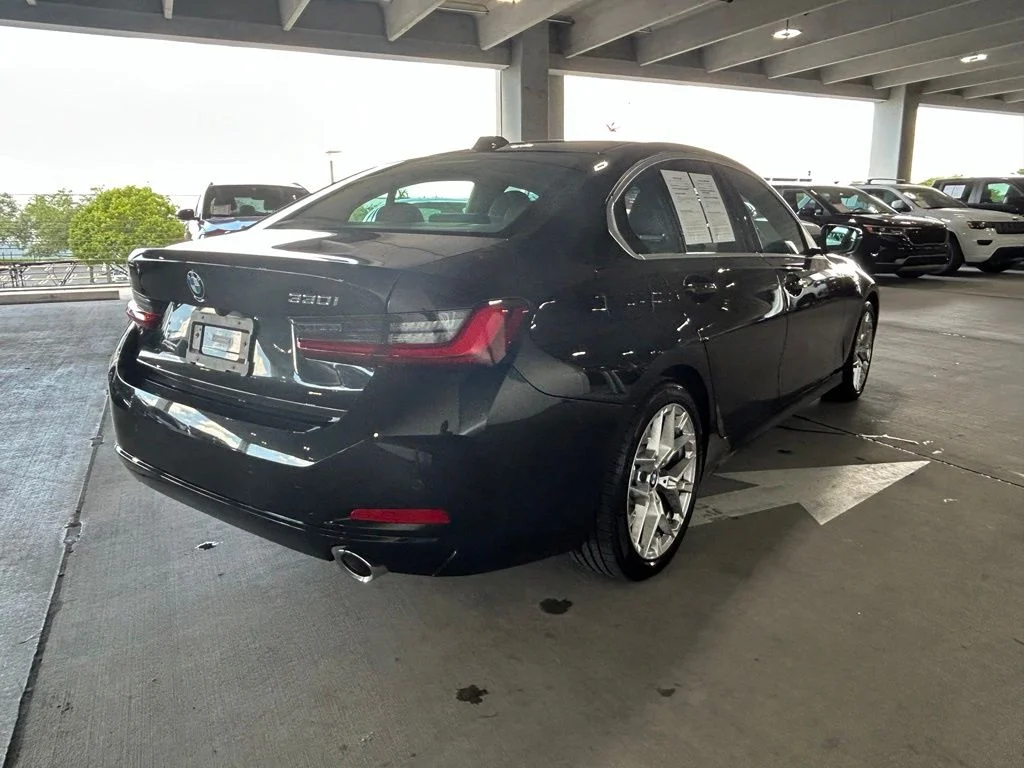 Used 2026 Black Sapphire Metallic BMW 330i image 5