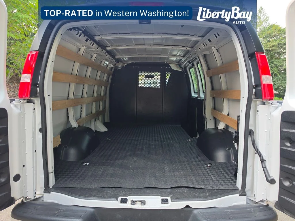 Used 2024 White Chevrolet Work Van image 7