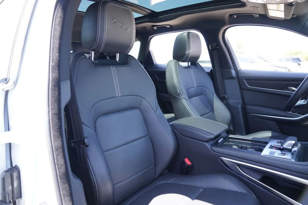2026 Jaguar F-Pace R-Dynamic S - Photo 26