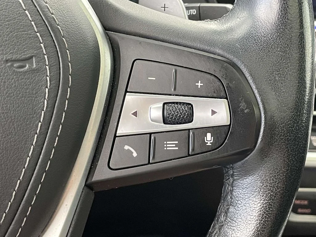 Used 2020 White BMW xDrive40i image 35