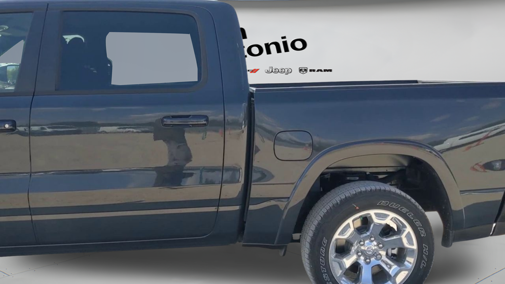 New 2025 Forged Blue Metallic Exterior Paint RAM Big Horn/Lone Star image 44