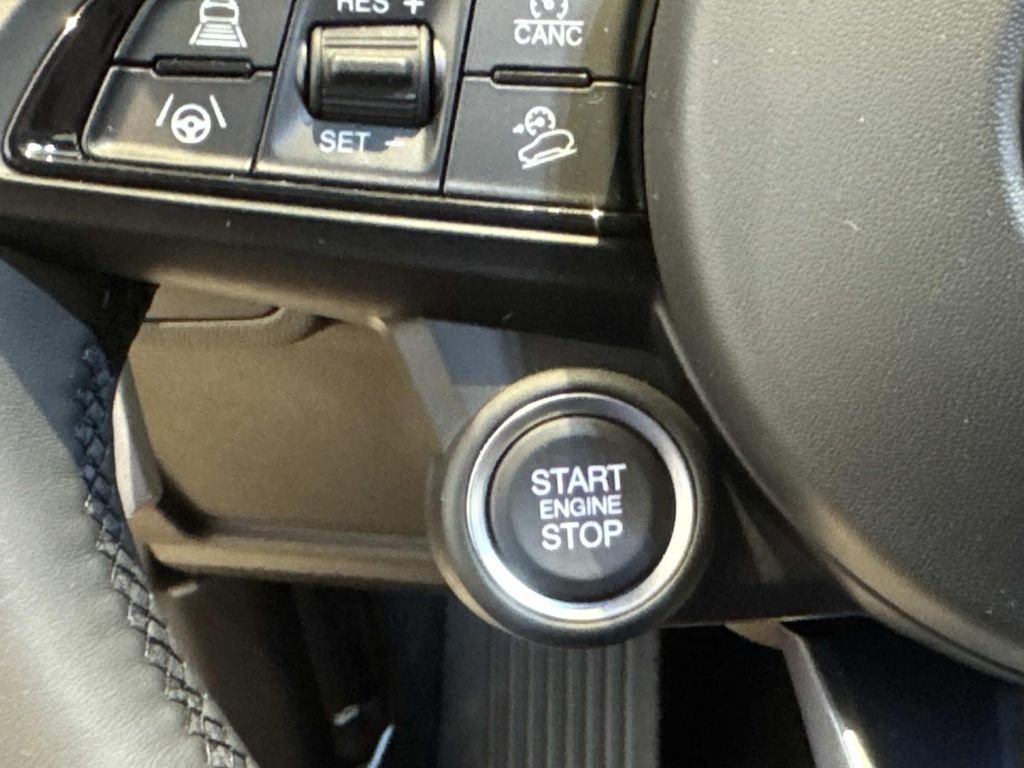 2026 Alfa Romeo Stelvio Base - Photo 12