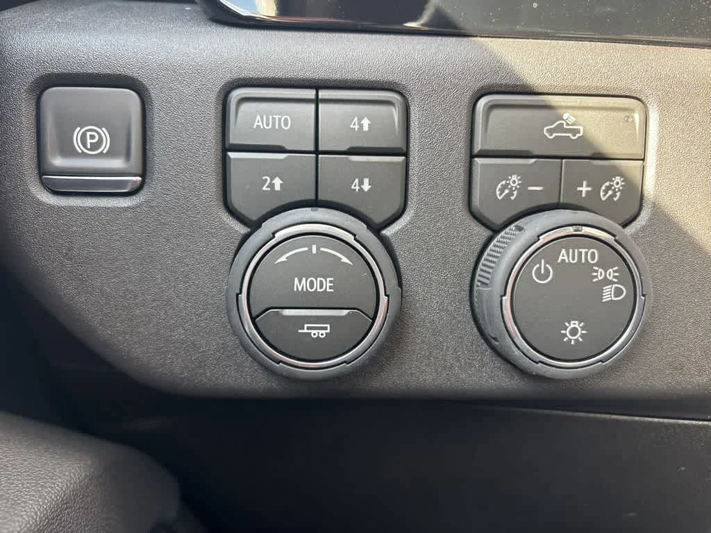 2026 Chevrolet Silverado 1500 LT - Photo 18